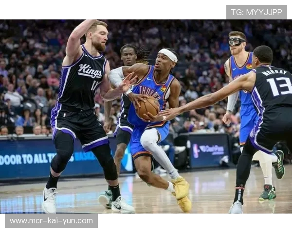 雷霆客场对阵骑士，亚历山大率队半场领先